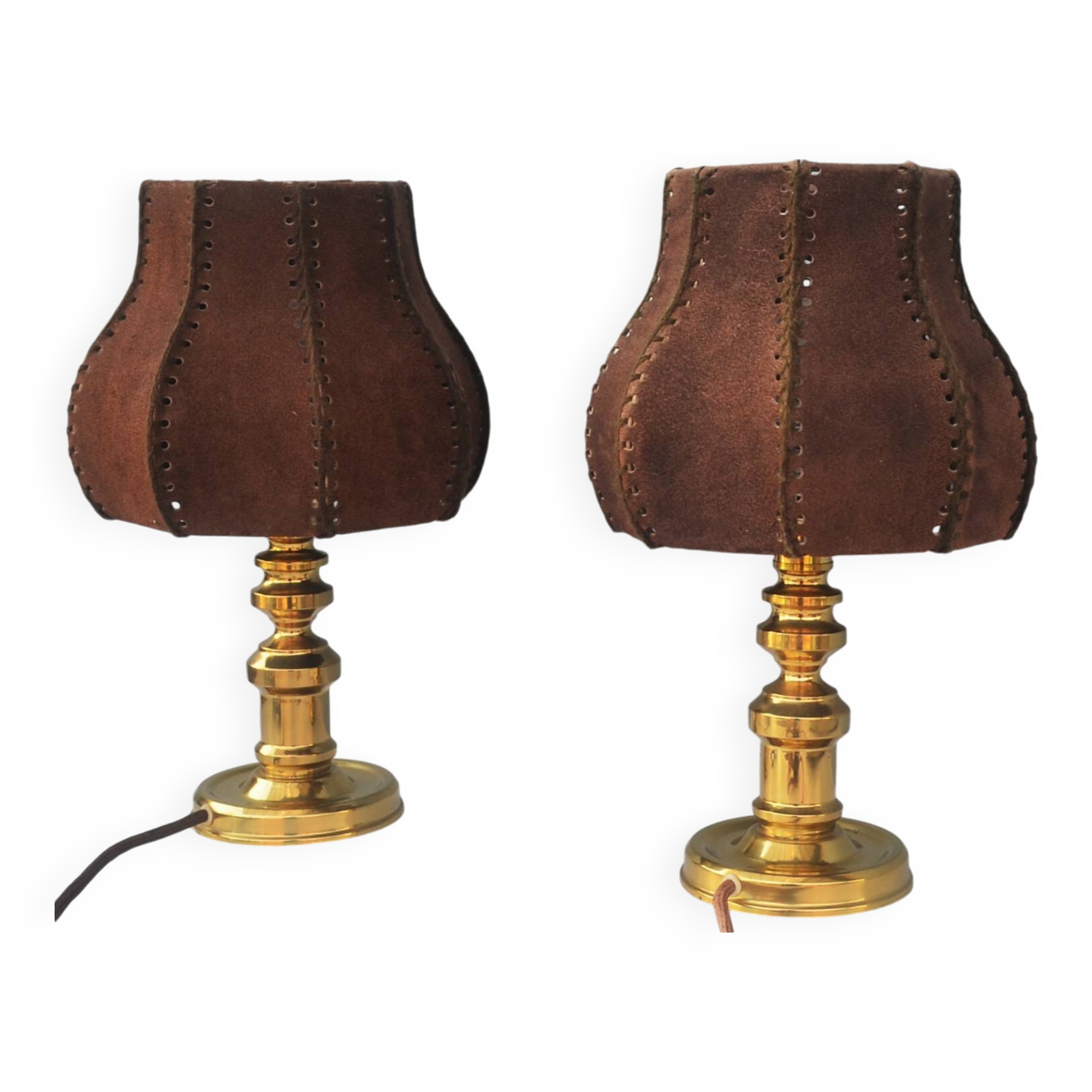 Lot of two retro-modernist lamps with natural leather lampshade