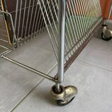 Table for turntable and vinyls