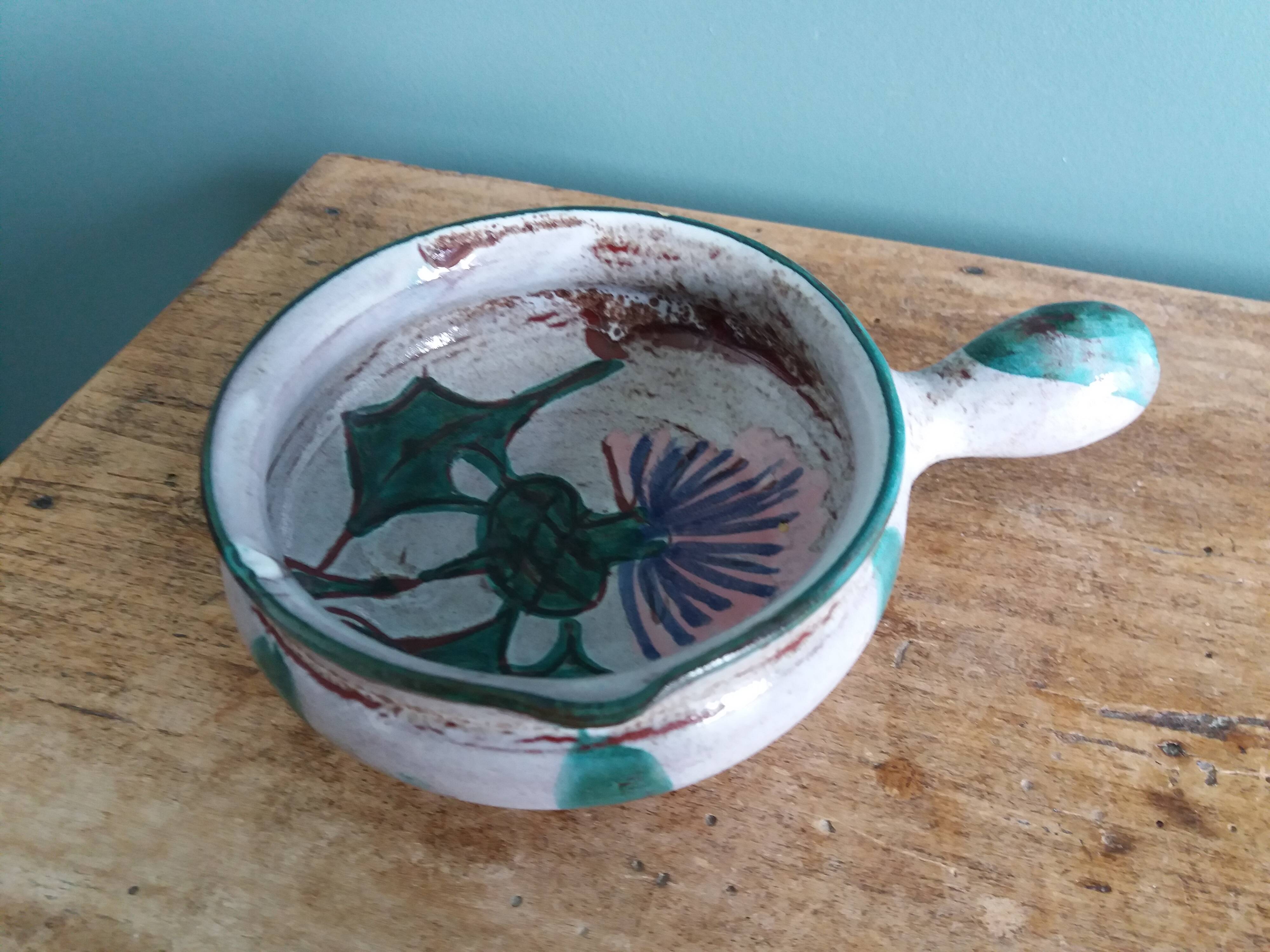 Caquelon dish, thistle decoration by Etienne Daniel, Vallauris