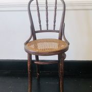 Paire de chaises signées Thonet