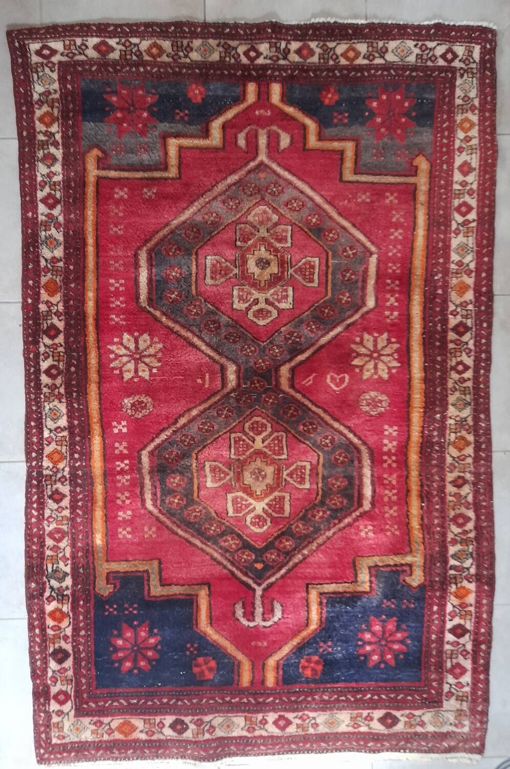 Large Gashgai carpet
