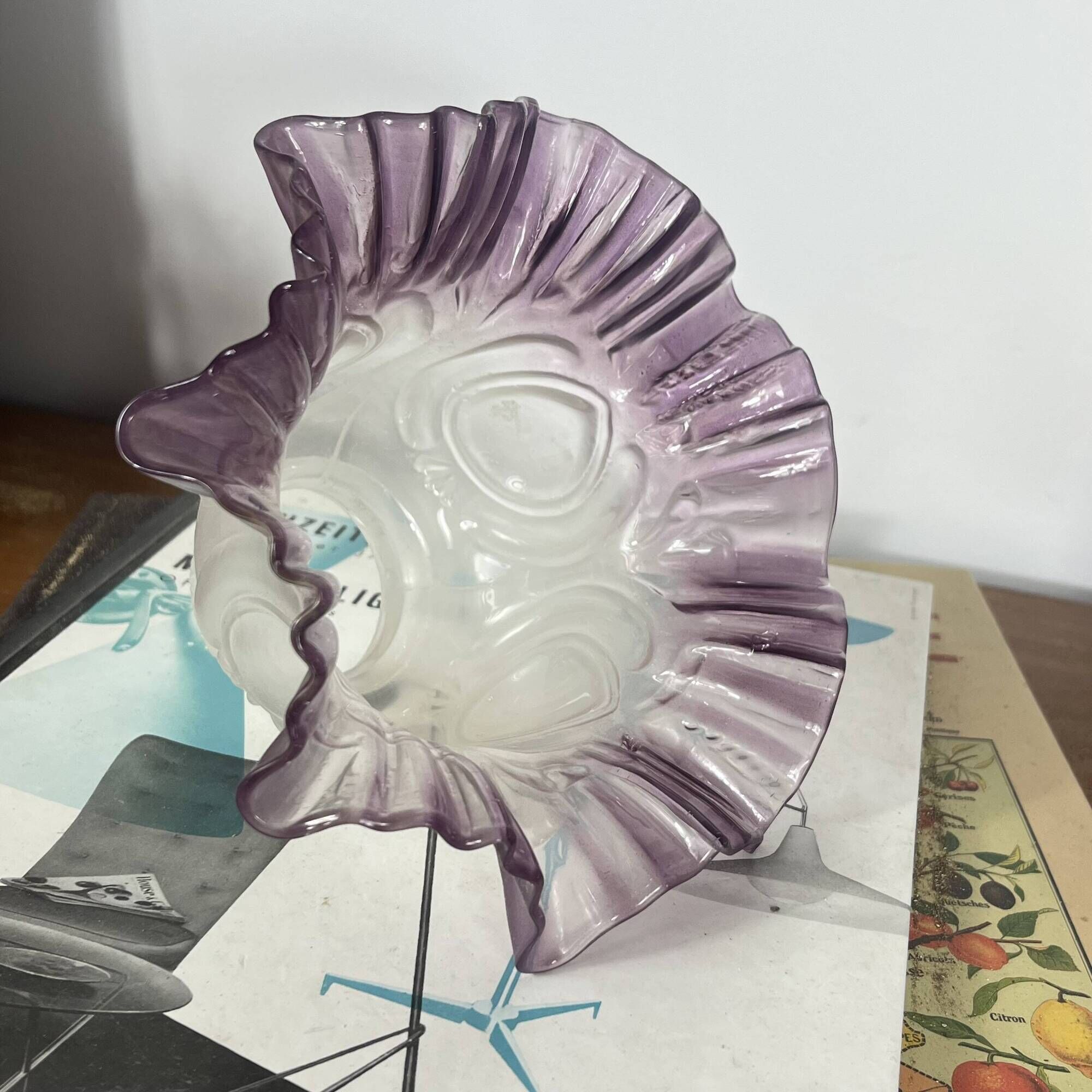 Antique tulip lampshade in transparent glass with a purple rim.