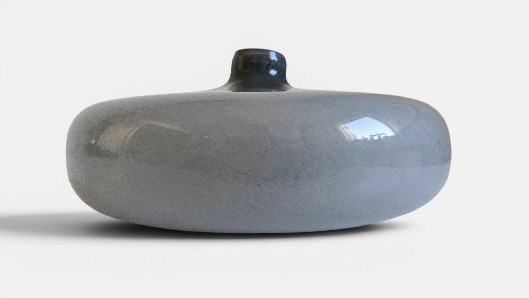 Vase en verre fumé Murano italien moderne / minimaliste, Italie, années 1970