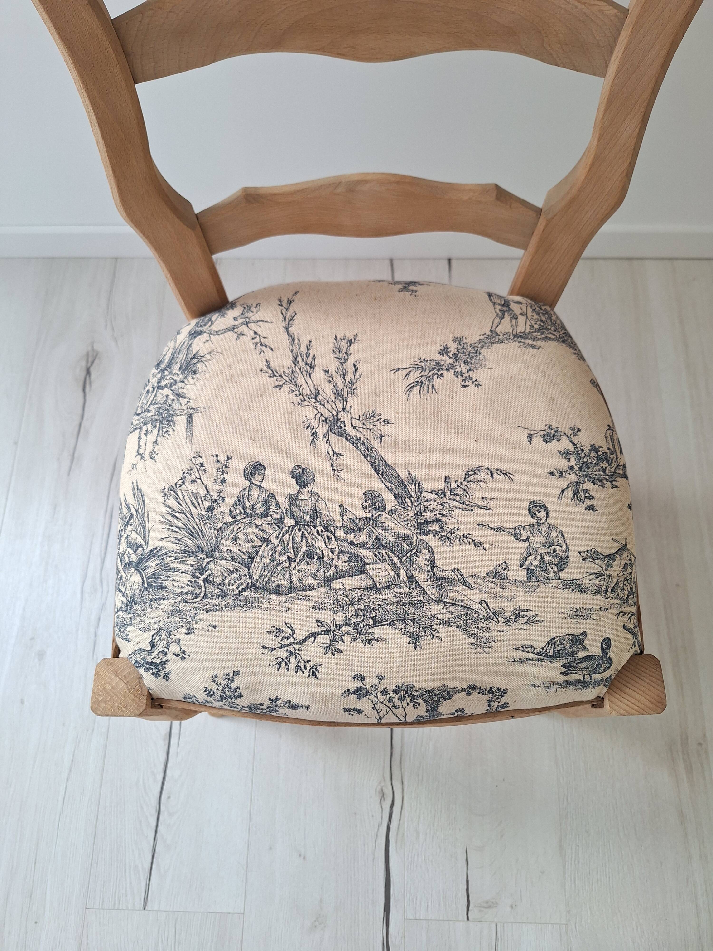 Country chair in blue toile de Jouy