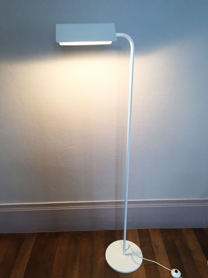 Vintage reader lamppost, 1970