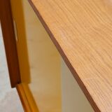 Buffet U 452 Jaune par Jiri Jiroutek pour Interier Praha 1960