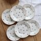 6 assiettes à dessert vintage faïence motifs rouges