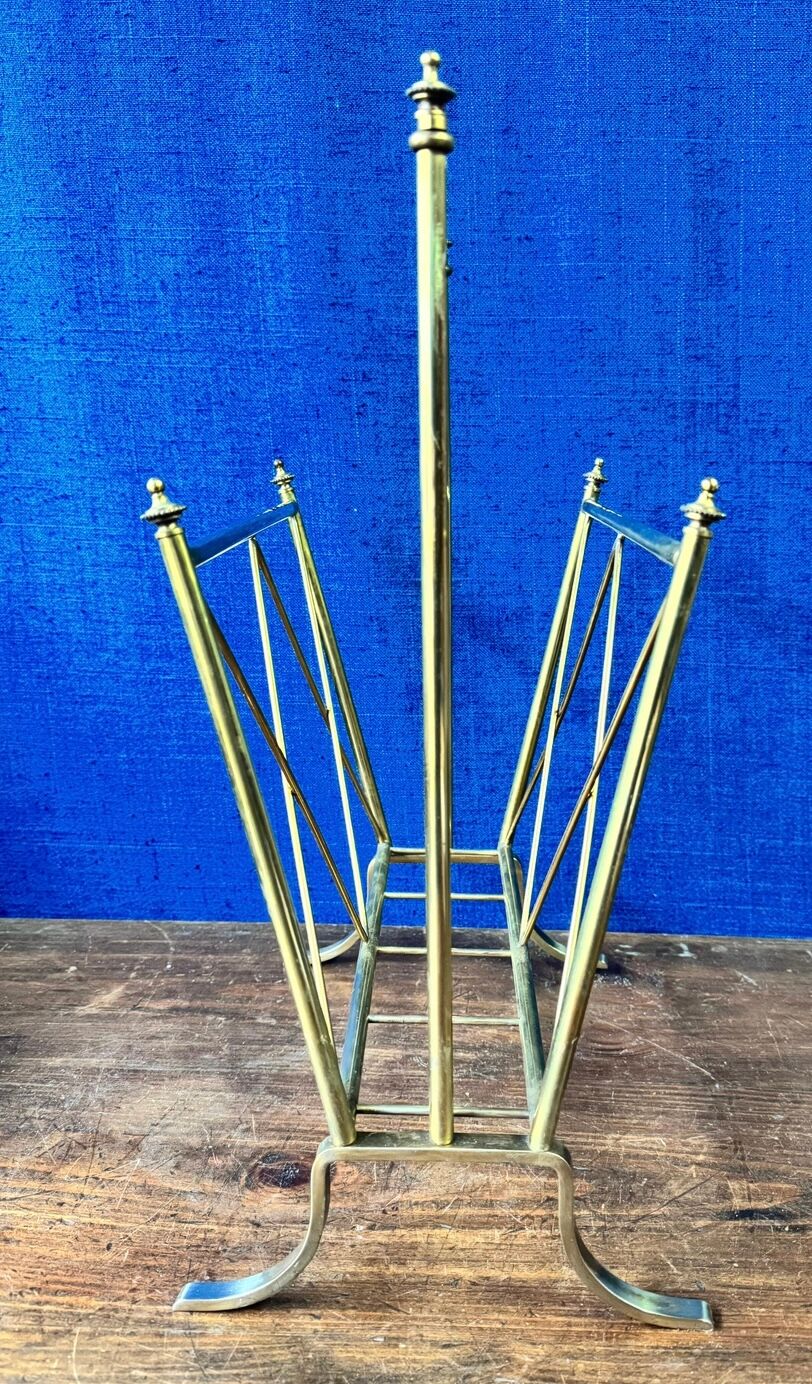Neoclassical brass magazine rack. Maison Jansen. 1940s.