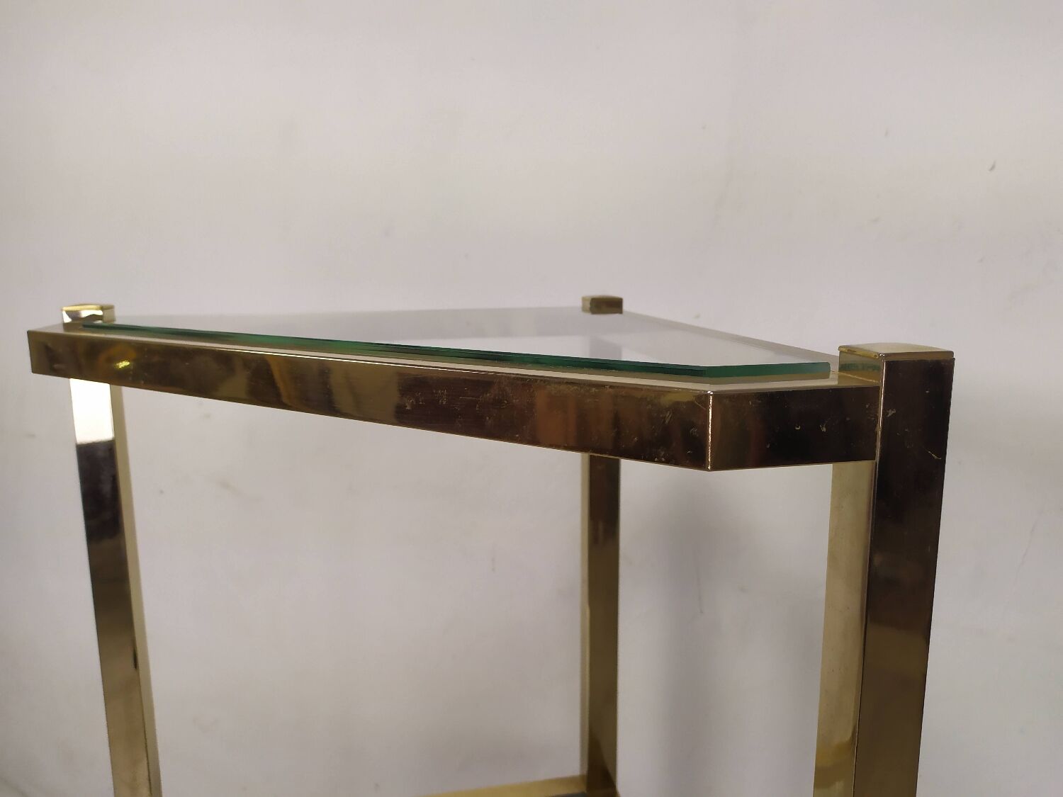 Vintage corner shelf