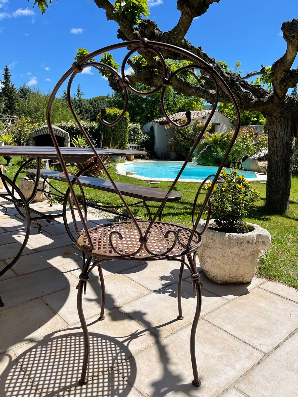 Fauteuil de jardin en fer forgé artisanal