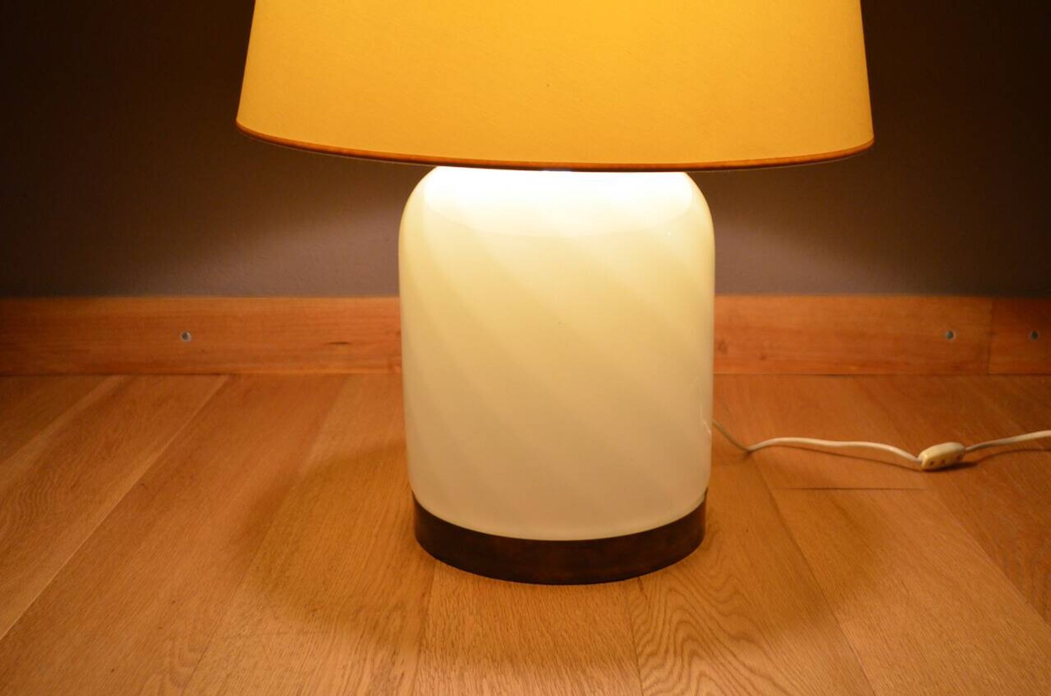 Lampe de Tommaso Barbi 1970 Italie