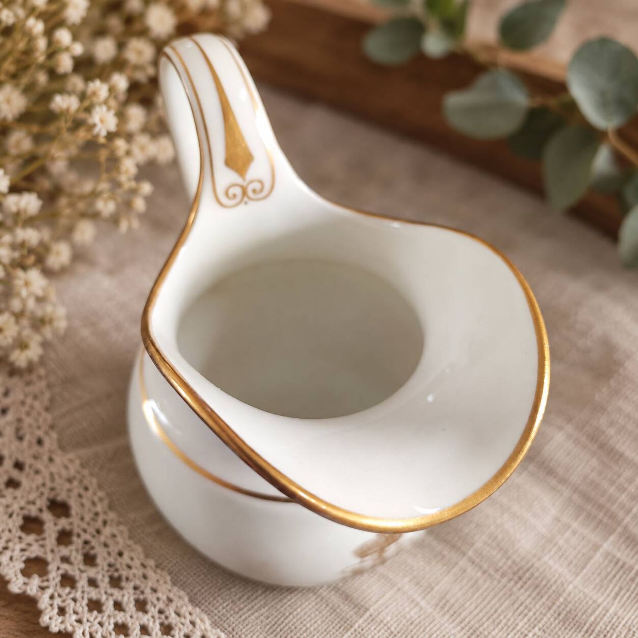 Sèvres Porcelain Milk Jug gilded with fine gold, Napoleon III, 1863-1864 | Imperial Cream Jug | Rare French Antique