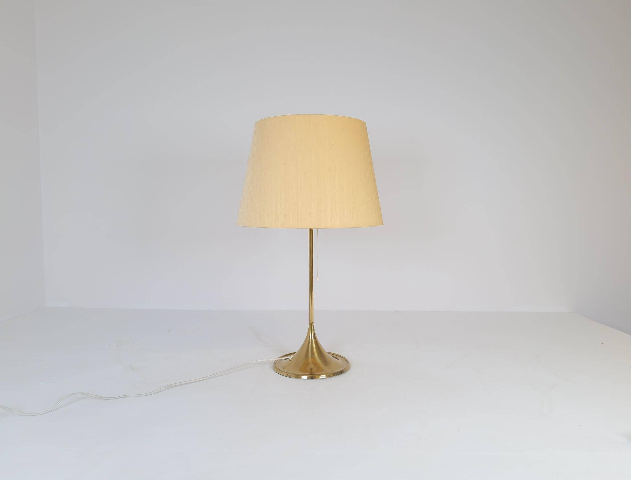 Midcentury Table Lamp Bergboms B-024, 1960s, Sweden