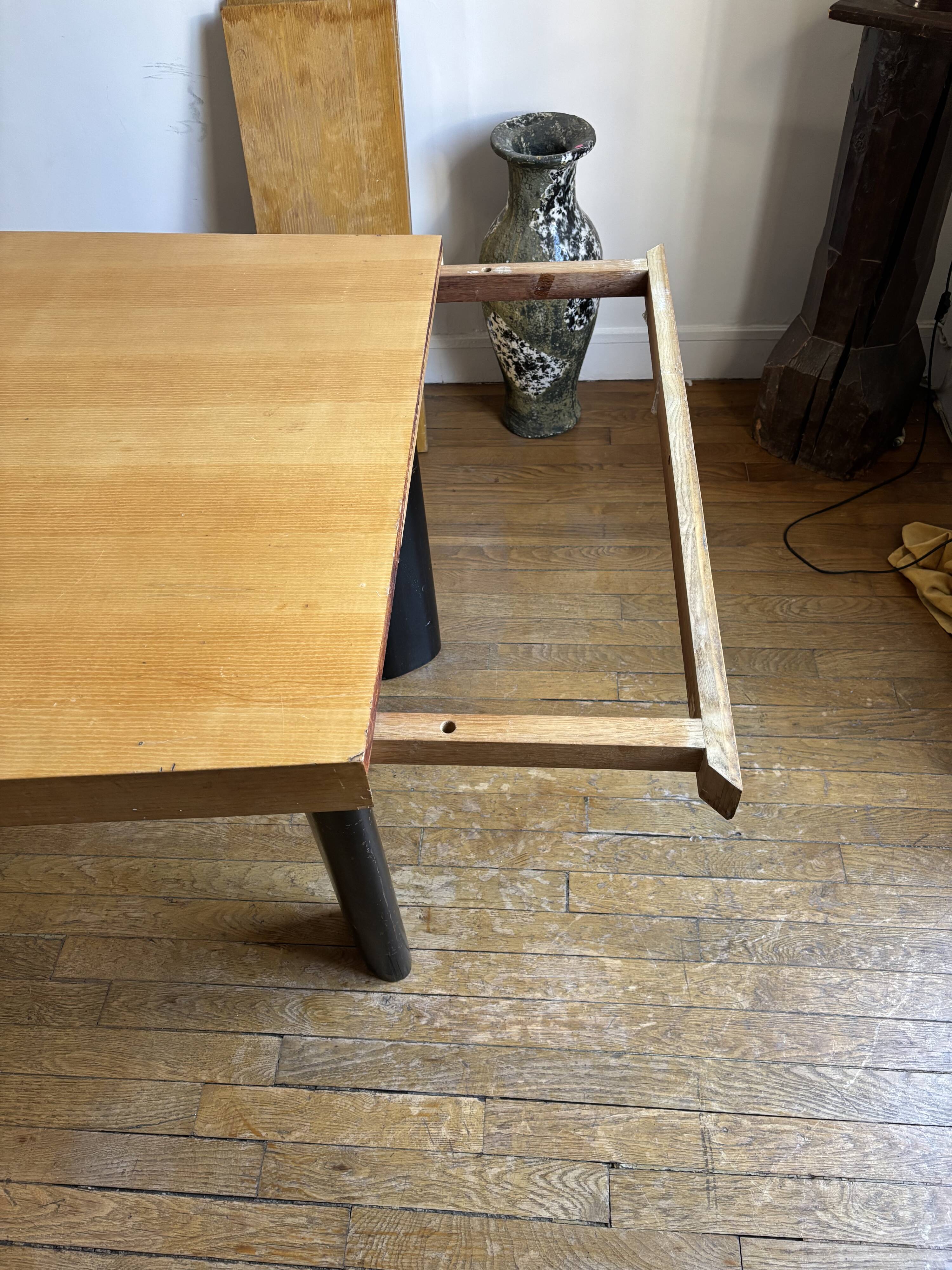 Table à manger esprit Charlotte Perriand (avec rallonges)