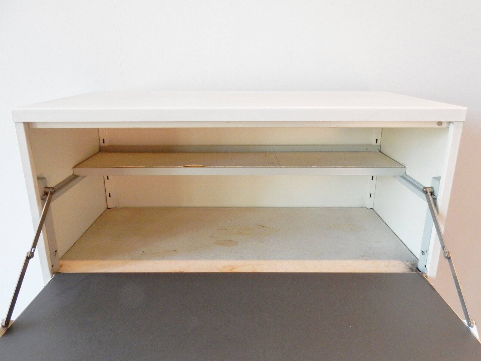 Industrial Model 5600 Cabinet by André Cordemeyer for Gispen