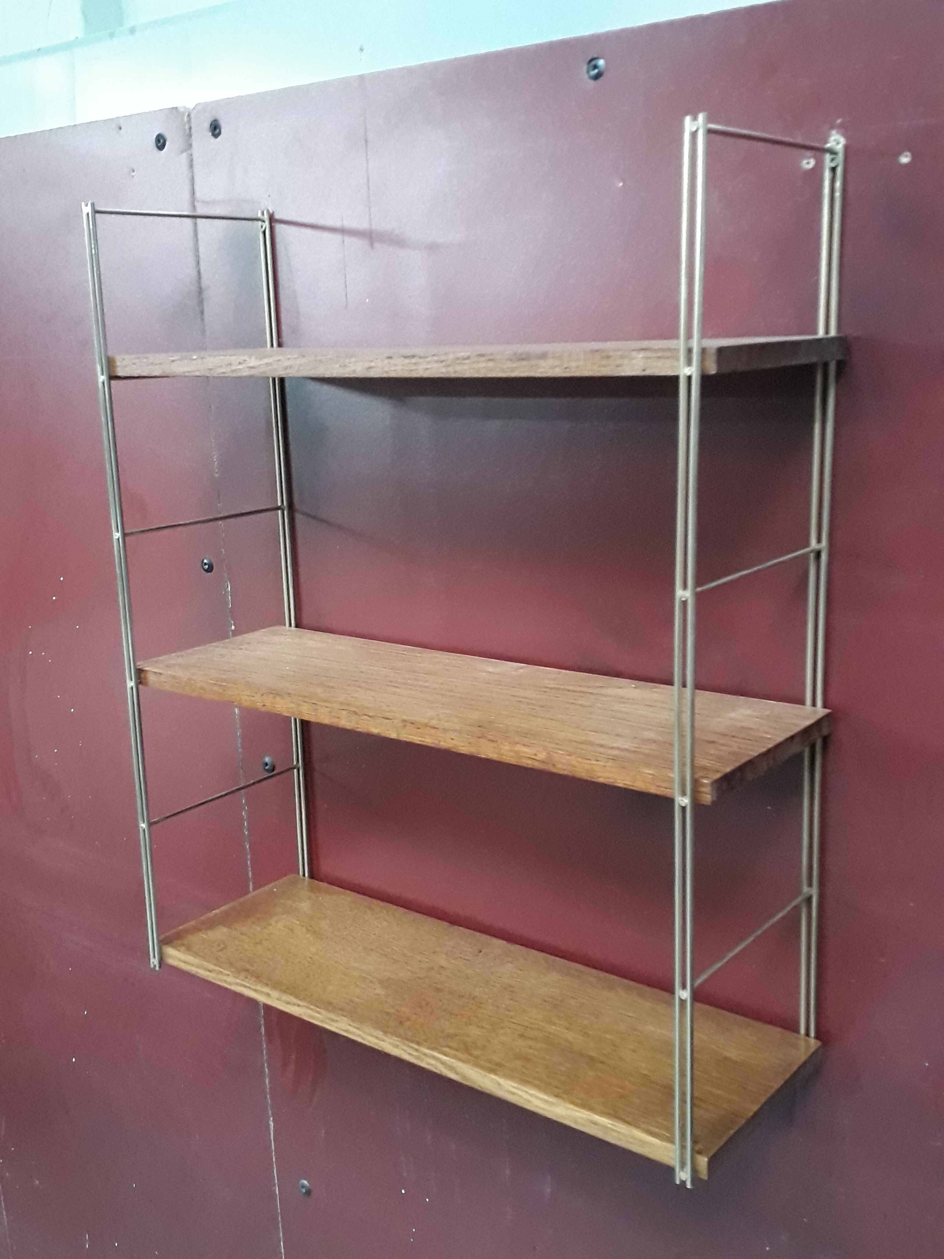 Shelf string 1950