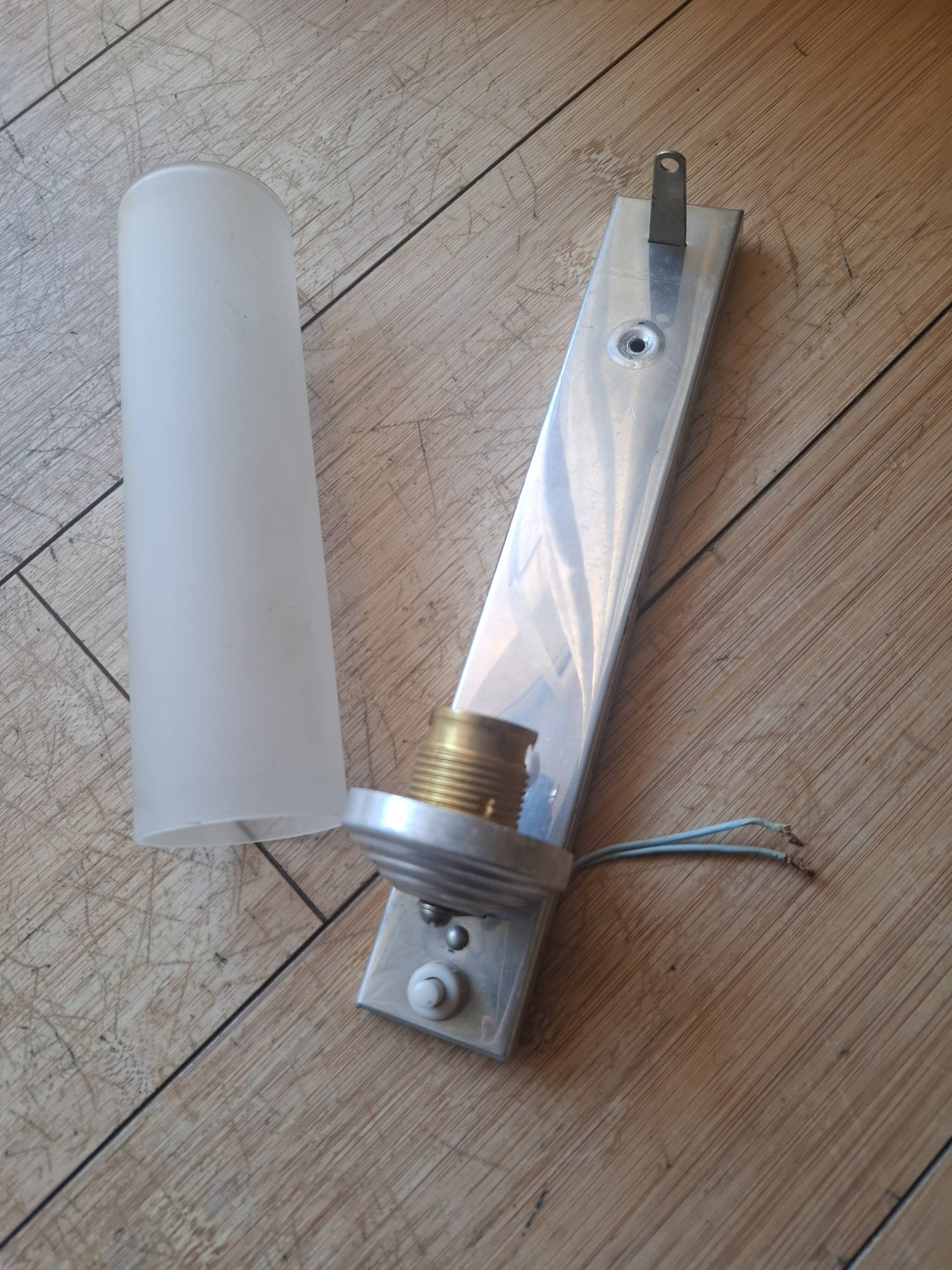 Art deco sand-glass wall light