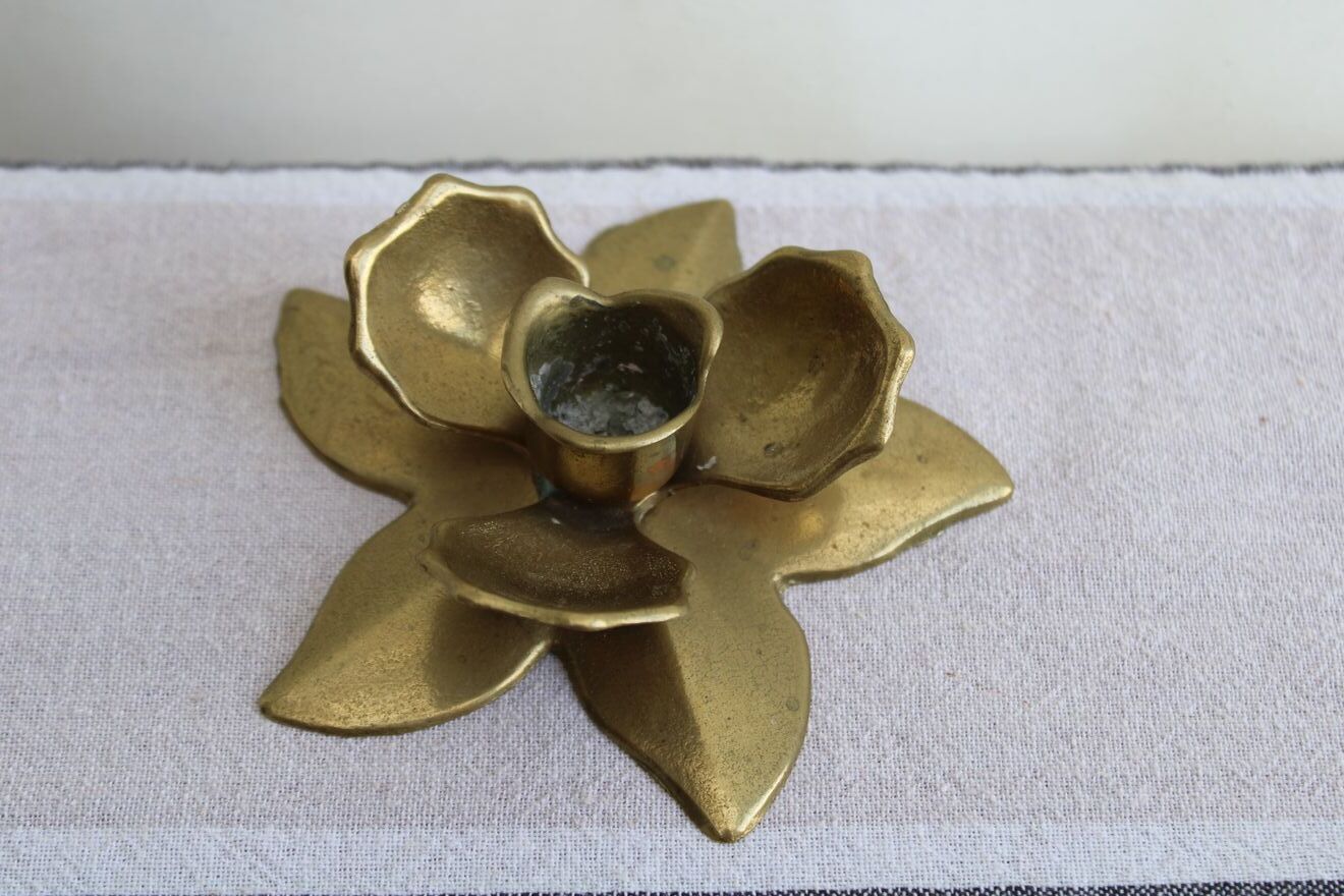 Golden candle holder