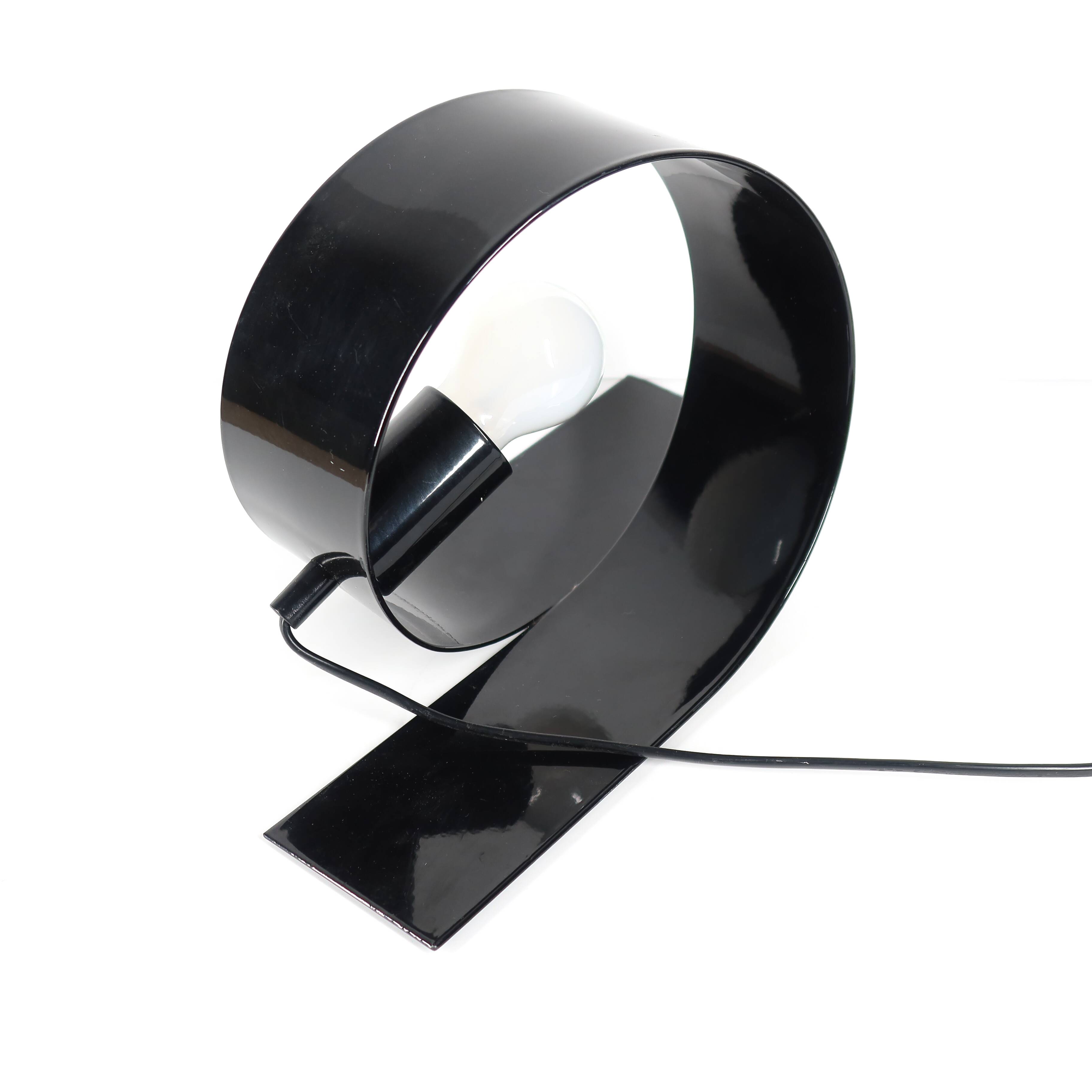 Massive Looping Table Lamp