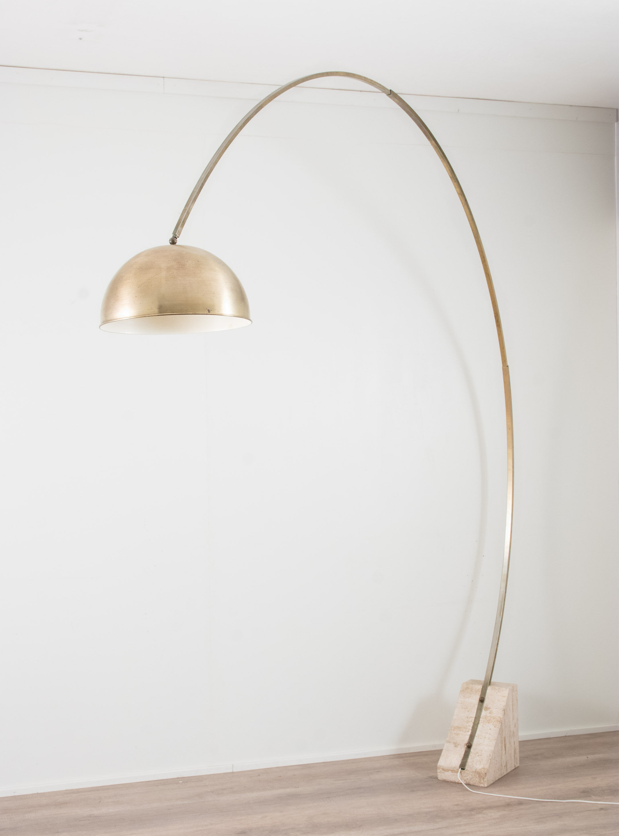 Lampadaire arc de mi-siècle