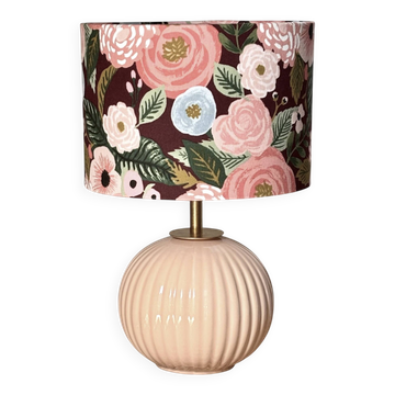 Lampe à poser vintage en céramique rose poudré – abat-jour fleuri fait