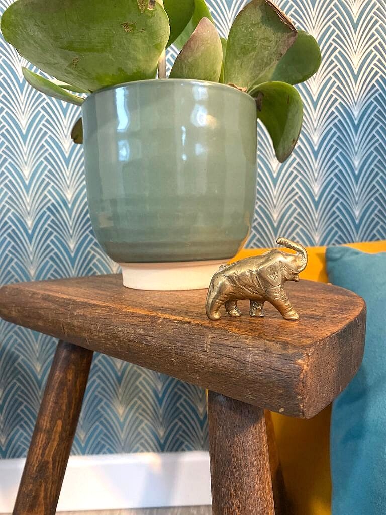 Pair of tripod stools