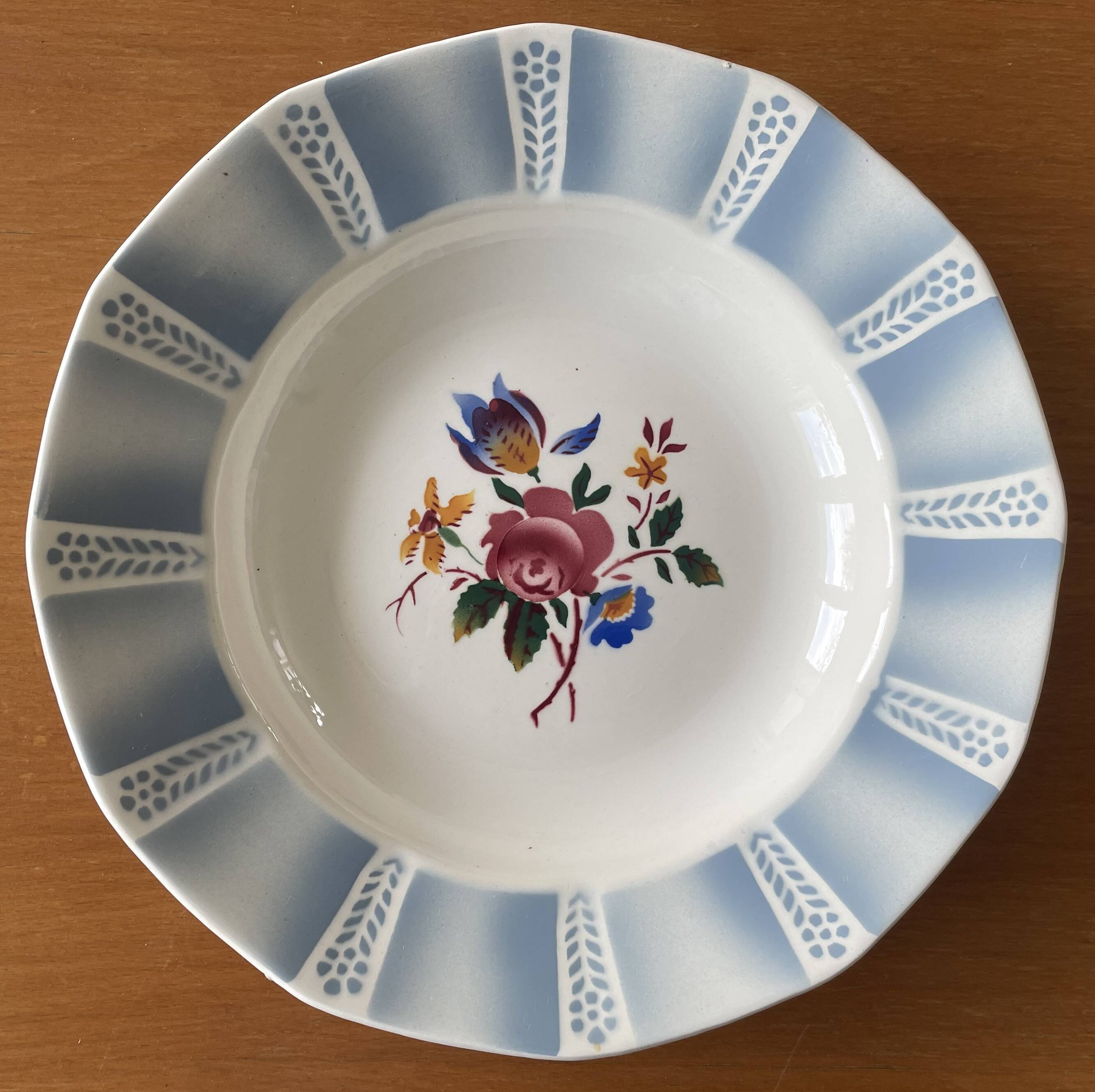 6 antique deep plates in Sarreguemines earthenware