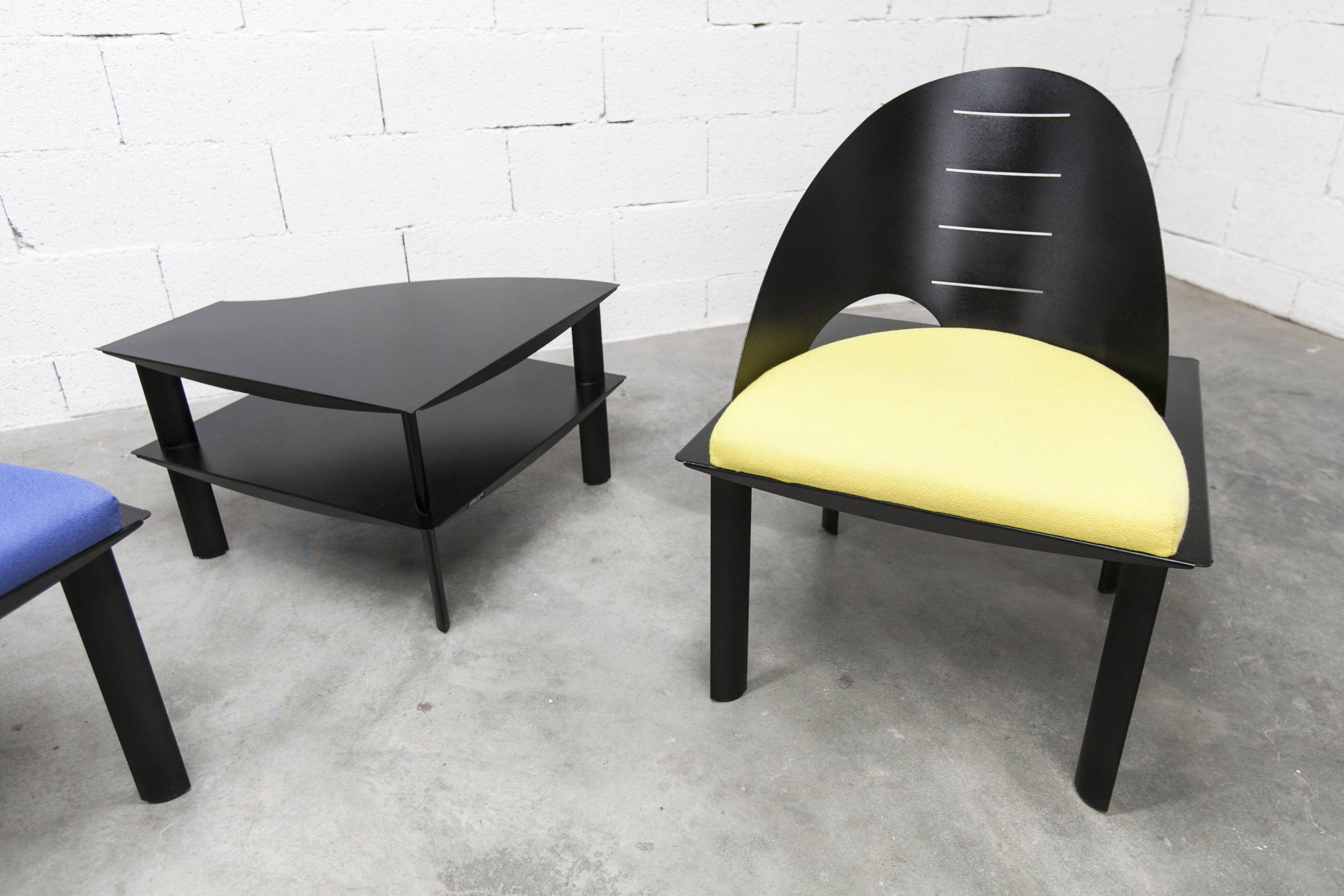 Ensemble 2 fauteuils + table basse design patrice bonneau genexco 1980