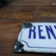 Enamelled plate