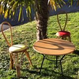 Coffee table & 2 vintage bamboo and rattan chairs 1950