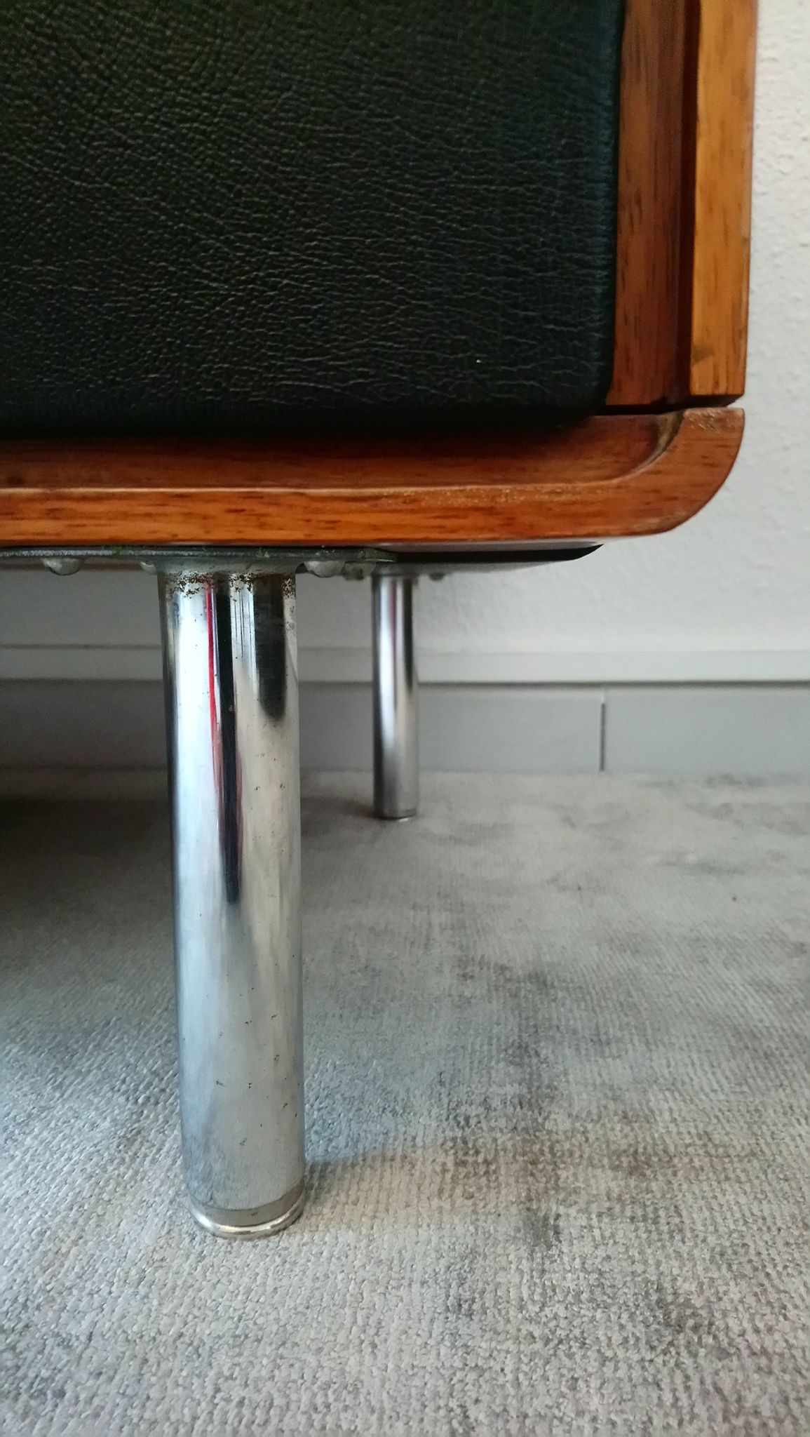 Rare row of wood and leatherette of the 60s 70s