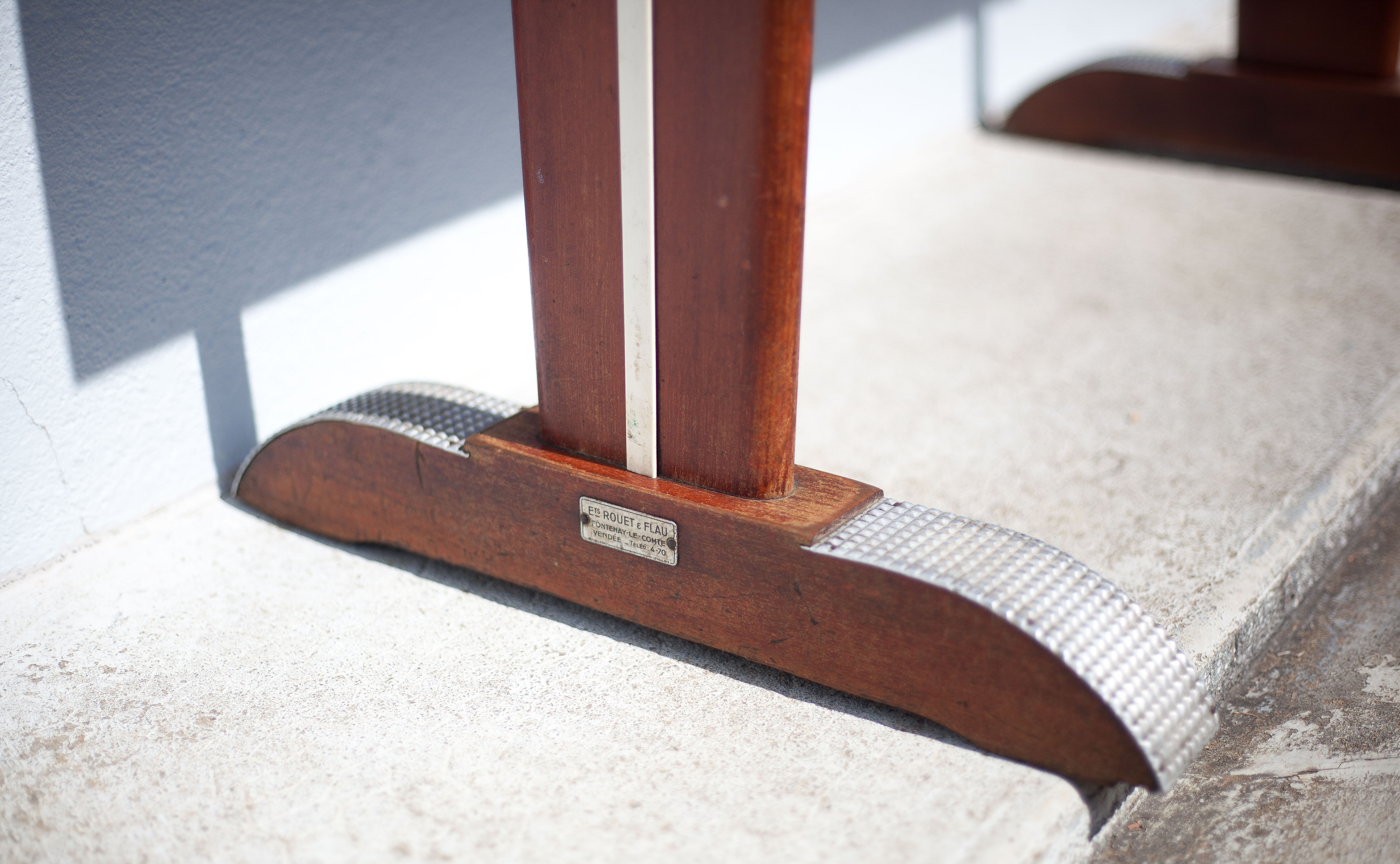30s bistro table in wood and aluminum