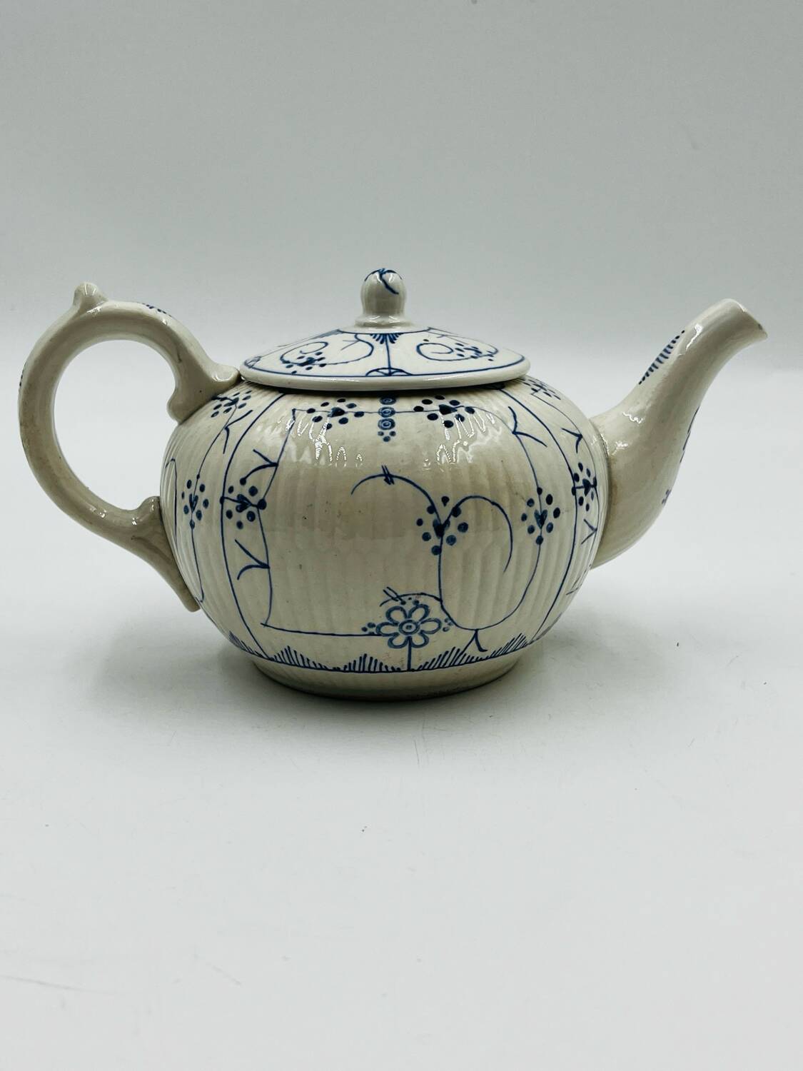 Sarreguemines tea service