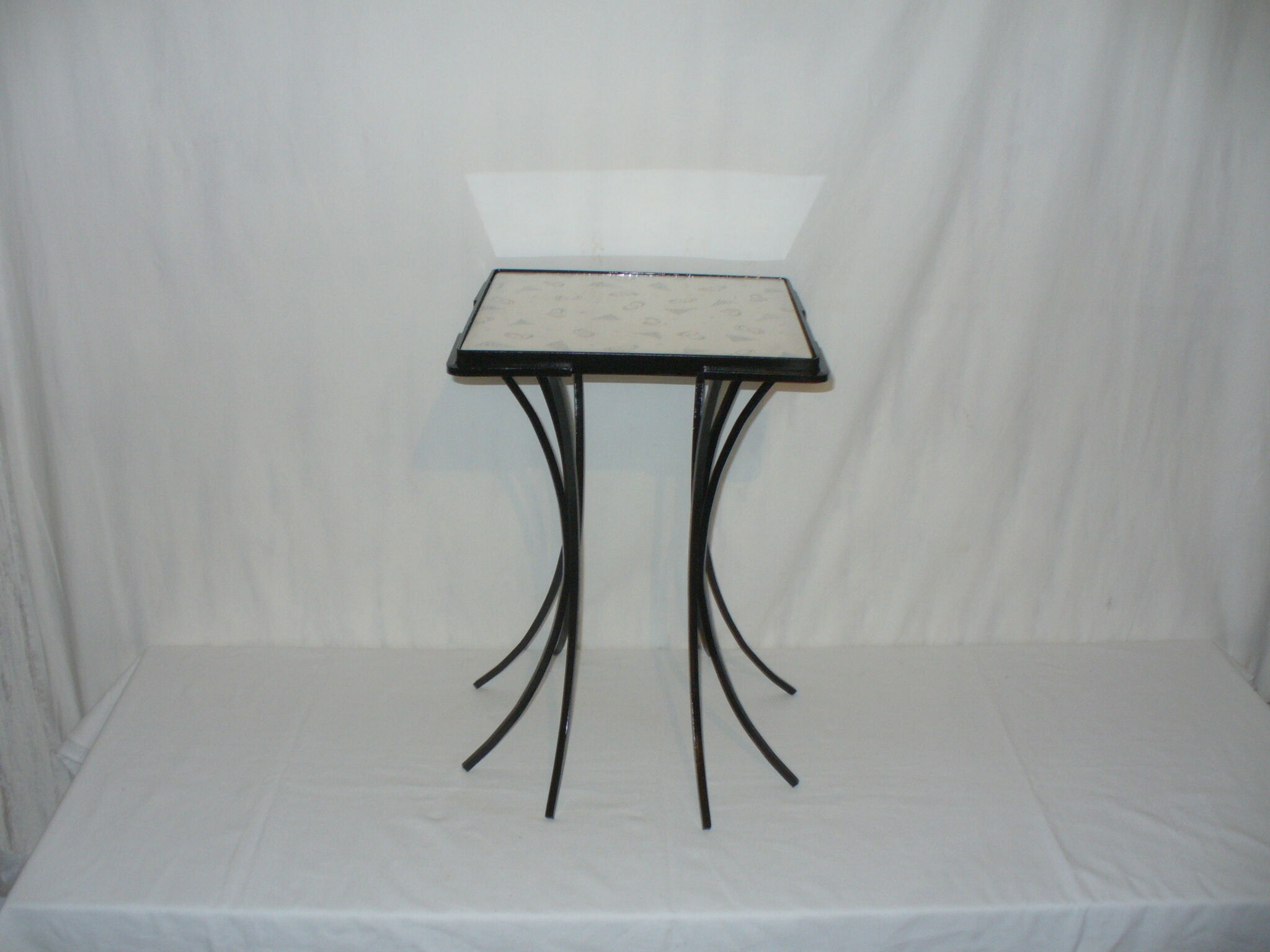 Table basse des années 50