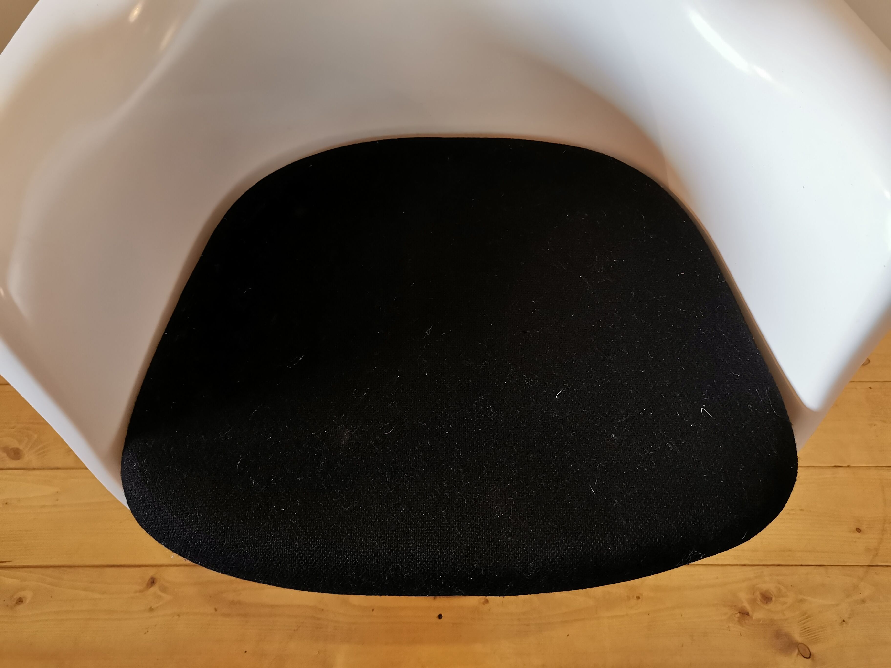 Armchair by Eero Saarineen for Knoll