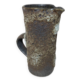 Fat lava pitcher