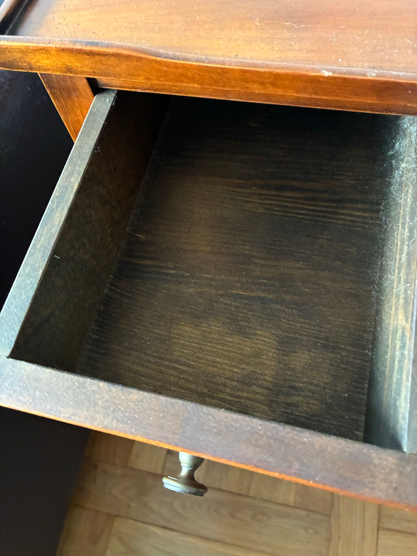 Small console bedside table