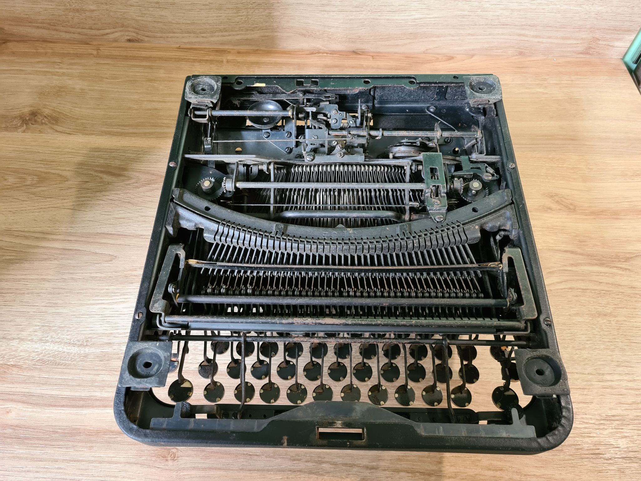 Charming and rare standard corona typewriter 1940s