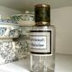 Valerianat: quinine apothecary bottle in transparent glass and metal