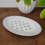 Opaque porcelain dish