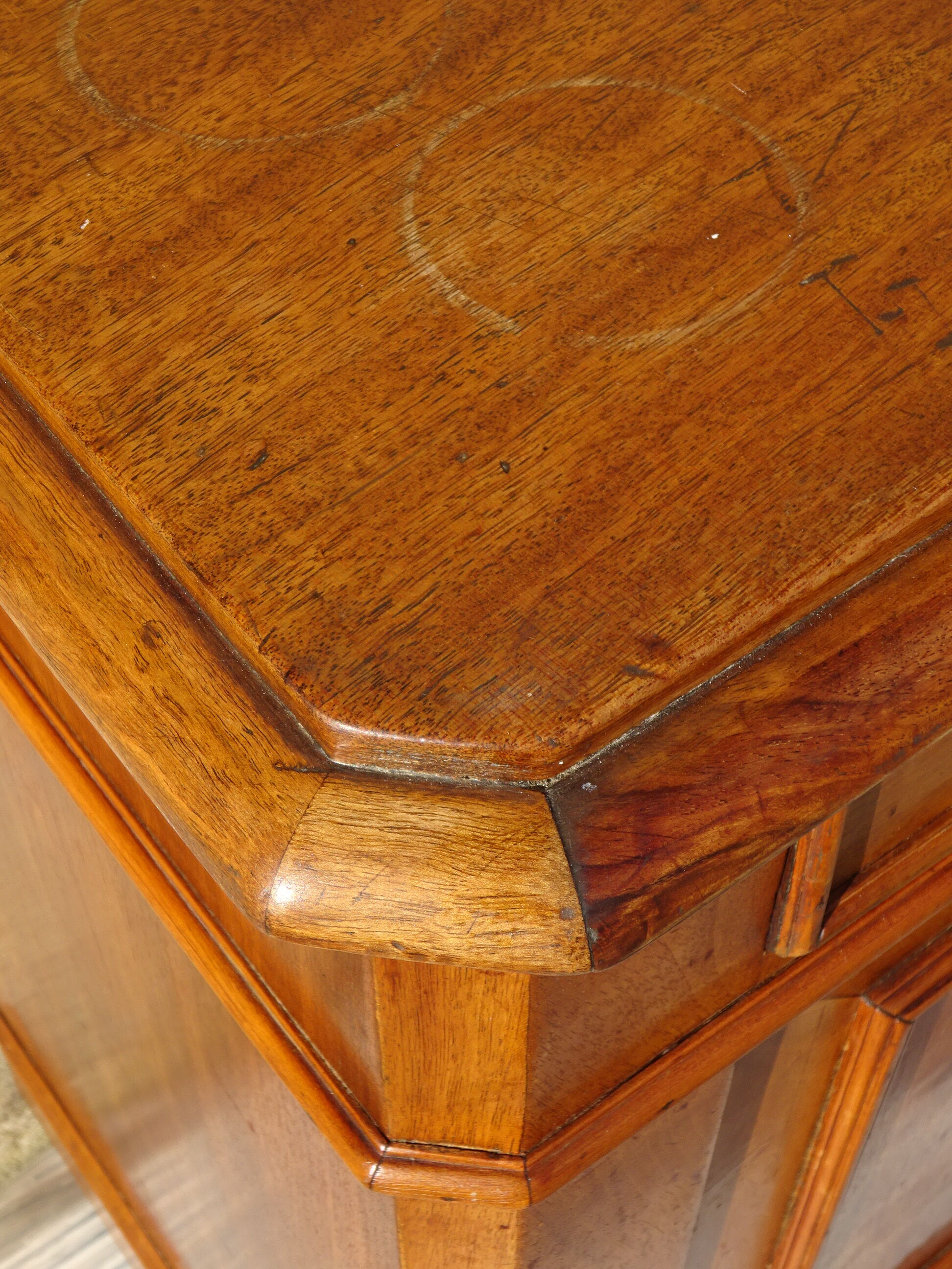 Louis-Philippe sideboard, late nineteenth, walnut