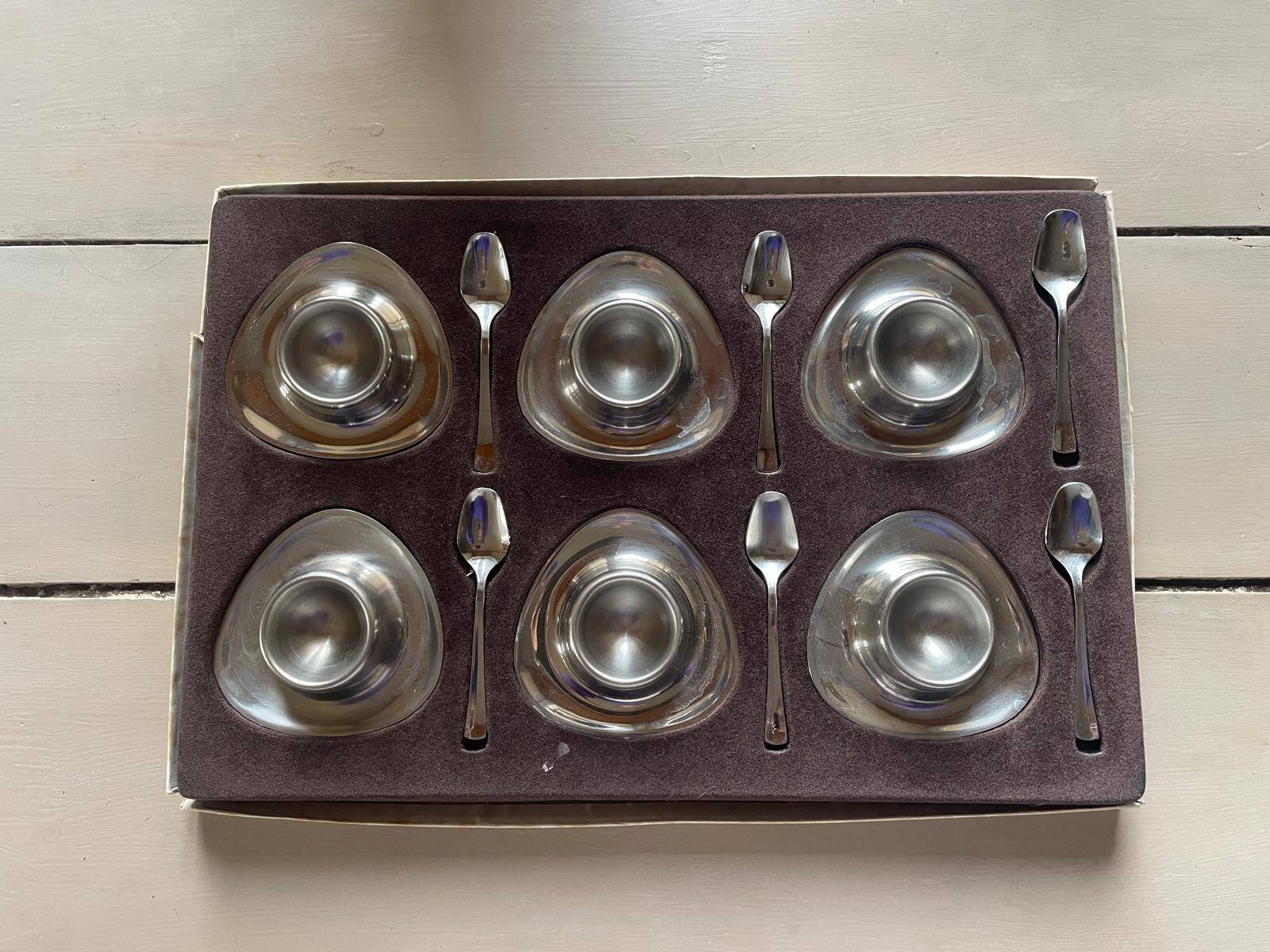 Stainless steel egg cups Guy Degrenne