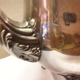 Silver metal pourer