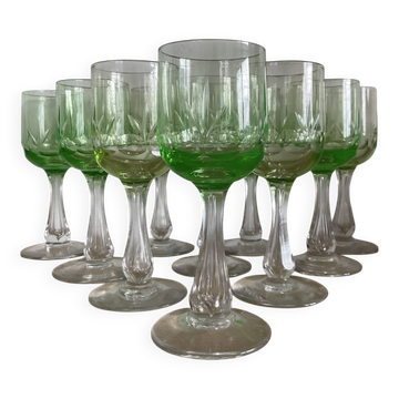 Set of 10 uraline glasses from the 1970s.