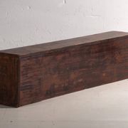 Meuble bas ancien peint en bois de pin – Chine, vers 1900