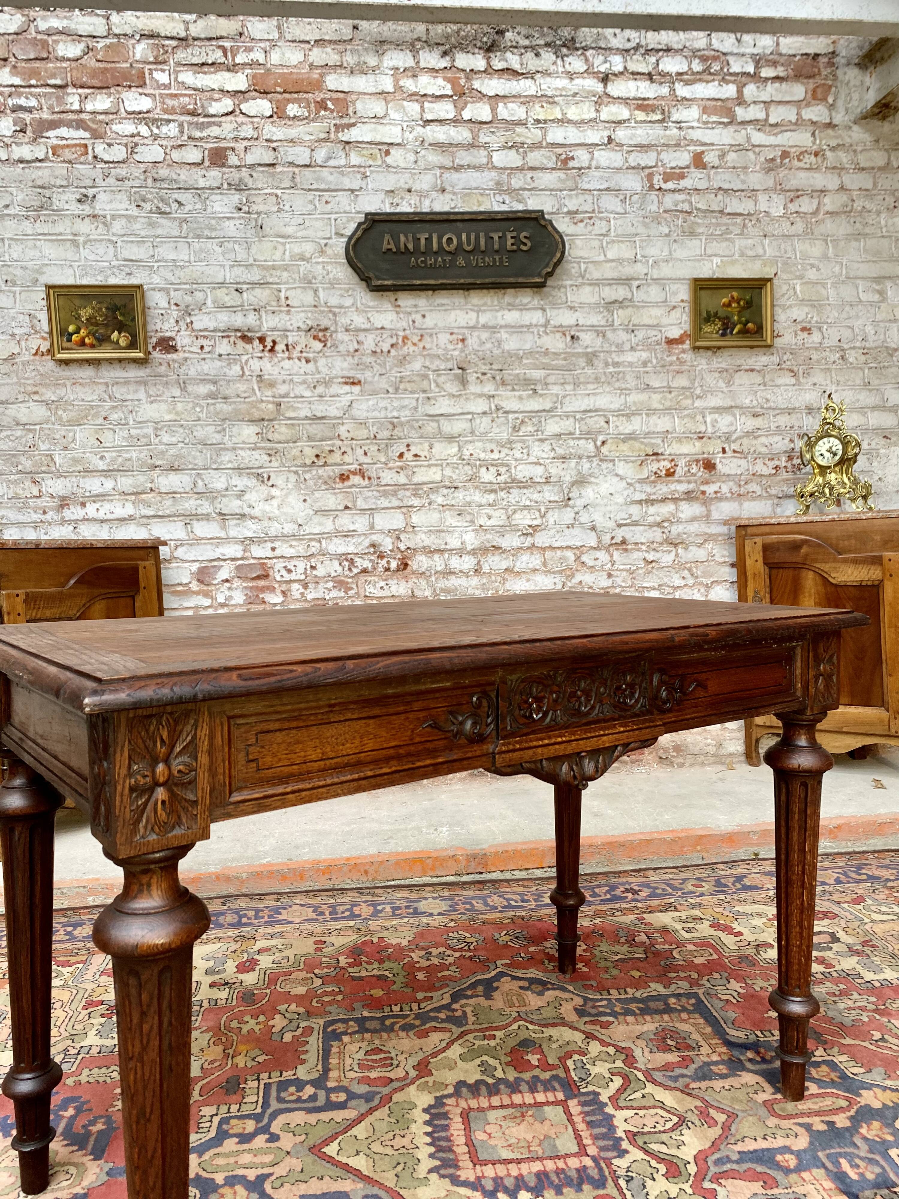 Double-sided desk in natural wood Louis XVI style