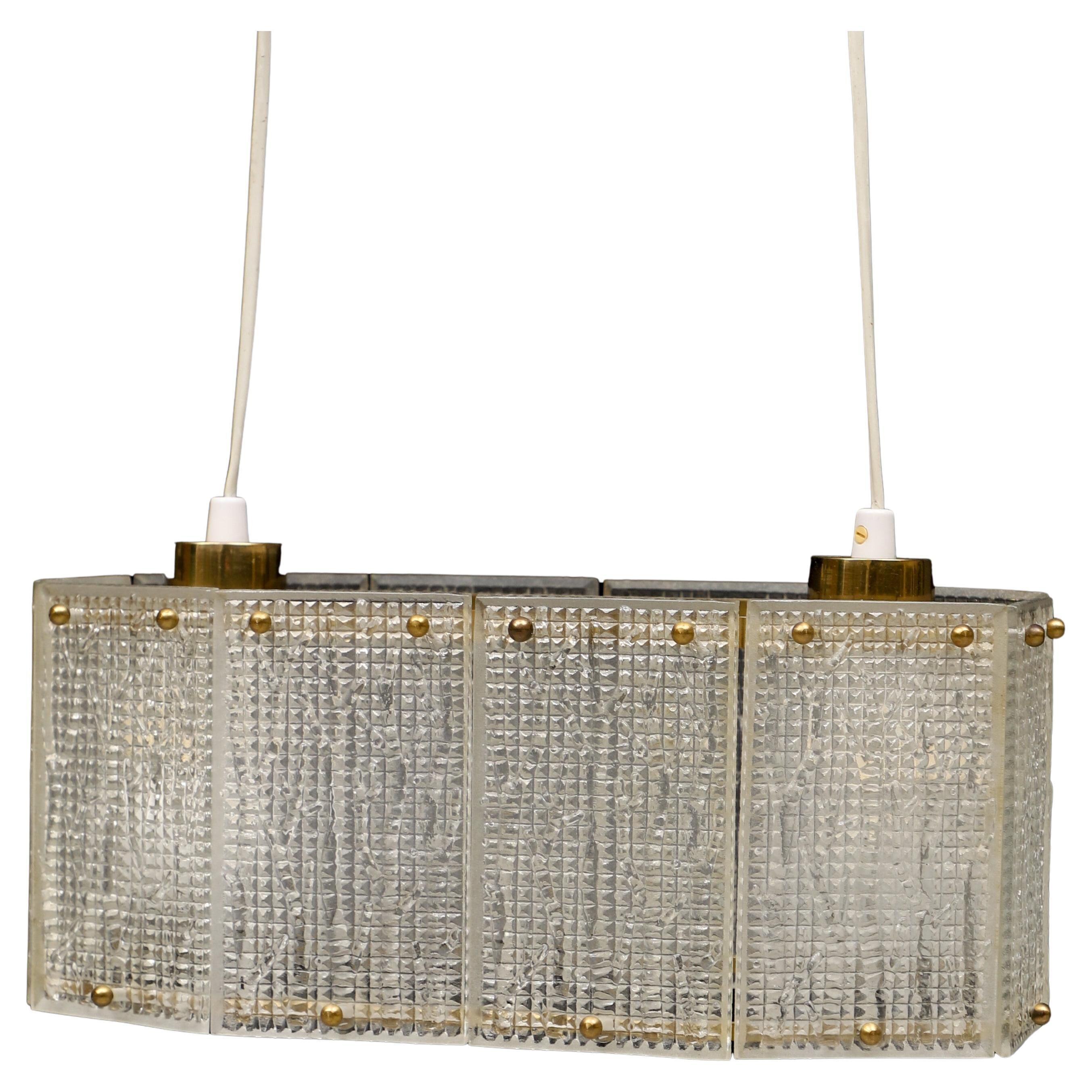 Plafonnier en verre moulé et laiton par Orrefors Suède 1960