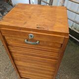 Curtain cabinet, filing cabinet
