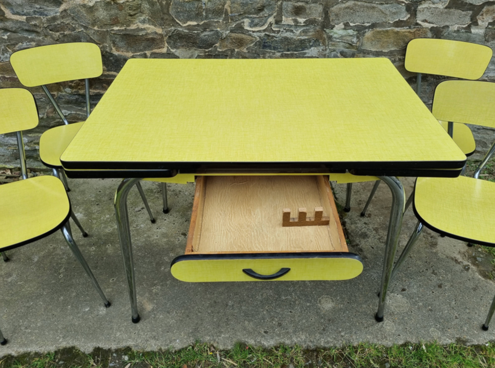 Yellow formica table, 4 formica chairs and 2 matching stools, vintage, 60s.