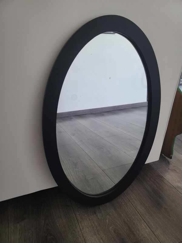 Miroir Ovale Mural Noir Style Moderne